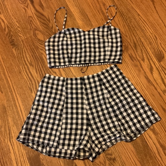 LF Two Piece Gingham Set - Picture 3 of 5